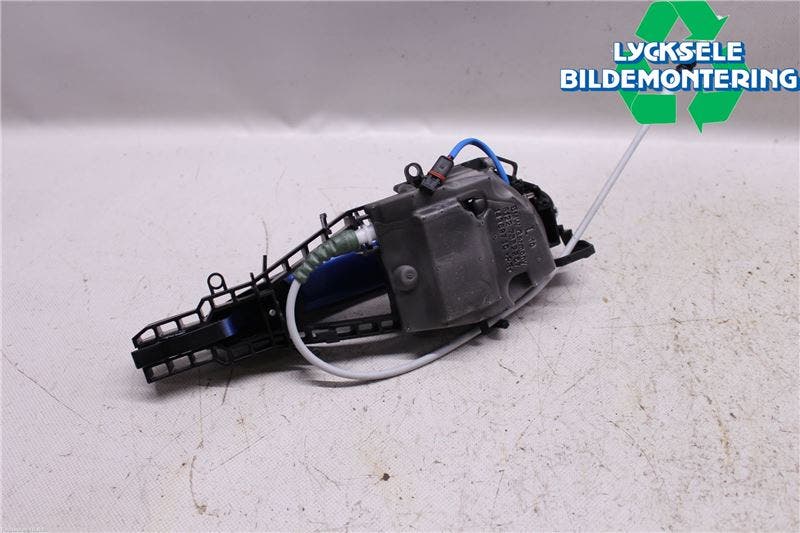 BMW 3 F30/F31/F80 12-19 Dörrhandtag Yttre Vä