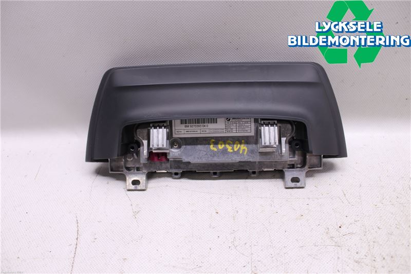 BMW 3 F30/F31/F80 12-19 Bildskärm