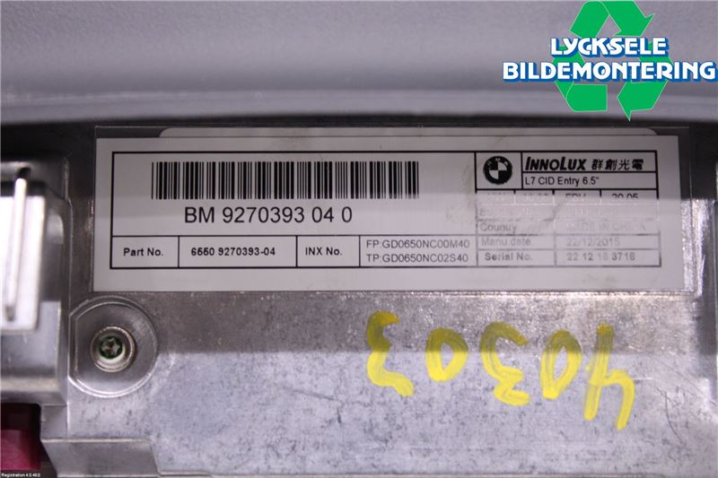 BMW 3 F30/F31/F80 12-19 Bildskärm