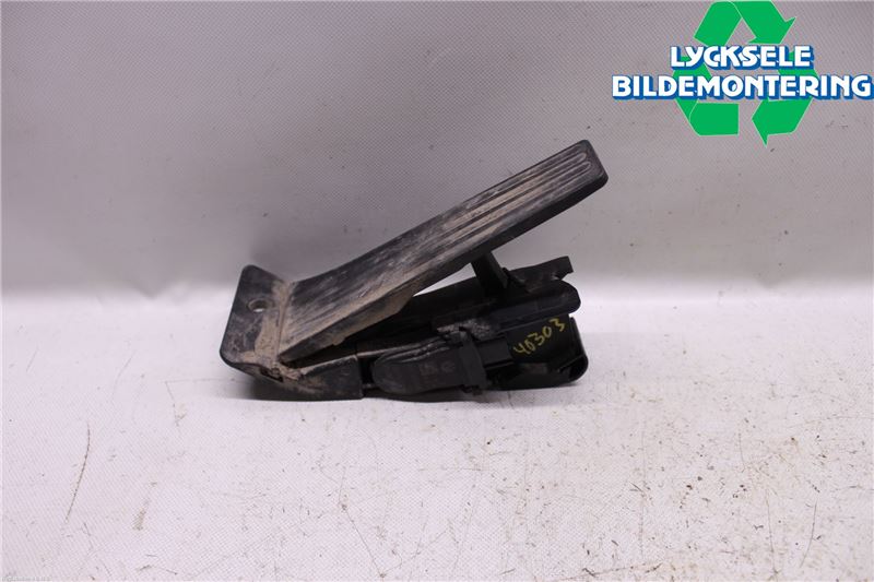 BMW 3 F30/F31/F80 12-19 Gaspedal