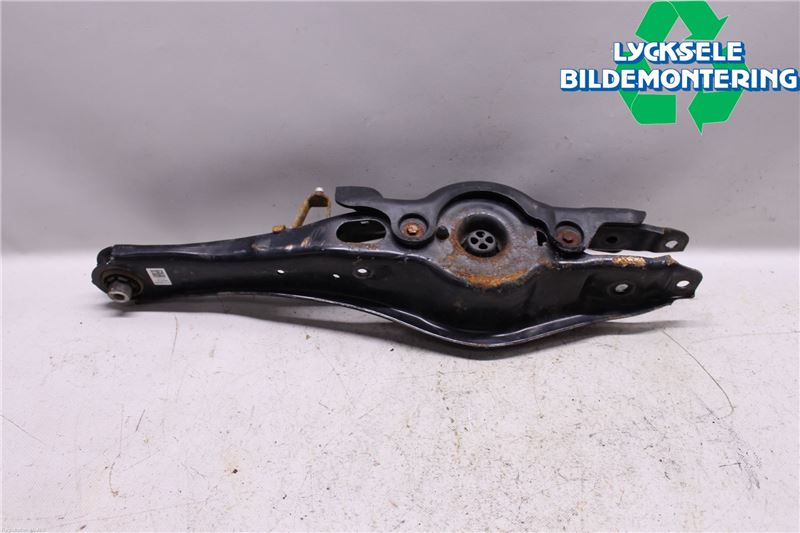 Volkswagen VW TIGUAN 16-24 Bärarm Bak Vänster