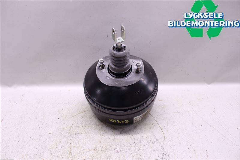 BMW 3 F30/F31/F80 12-19 Bromsservo