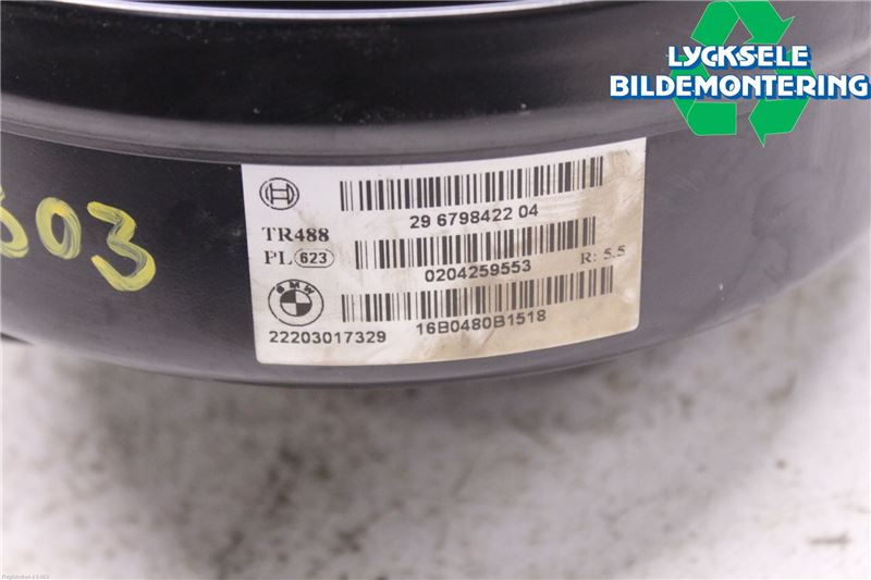 BMW 3 F30/F31/F80 12-19 Bromsservo