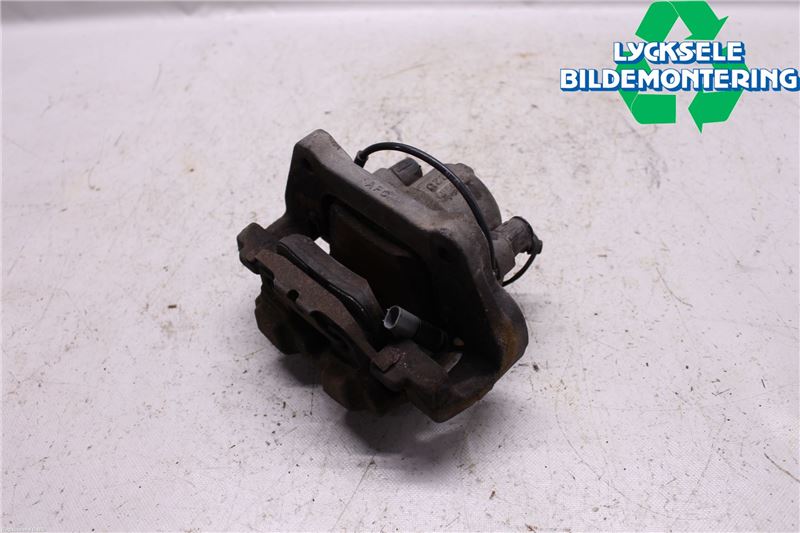 BMW 3 F30/F31/F80 12-19 Bromsok Fram Vänster