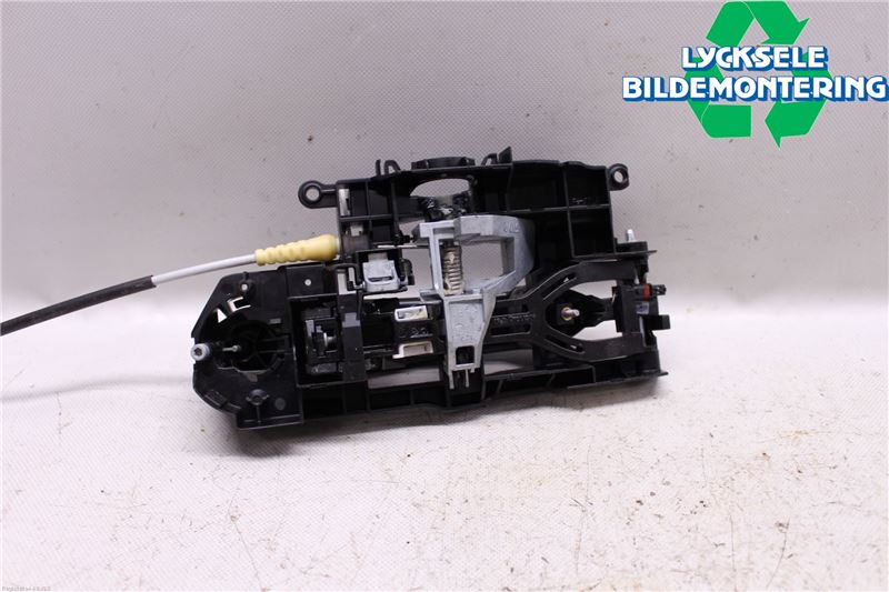 BMW 5 F10/F11/F18 09-17 Dörrhandtag Yttre Hö