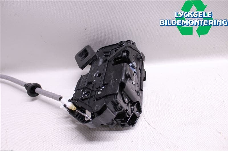 Volkswagen VW TIGUAN 16-24 Låskista-Dörrlås