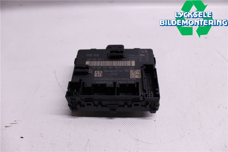 Volkswagen VW TIGUAN 16-24 Styrenhet Dörr