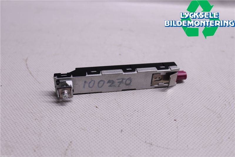 Volkswagen VW TIGUAN 16-24 Antennförstärkare