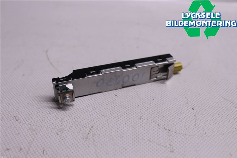 Volkswagen VW TIGUAN 16-24 Antennförstärkare