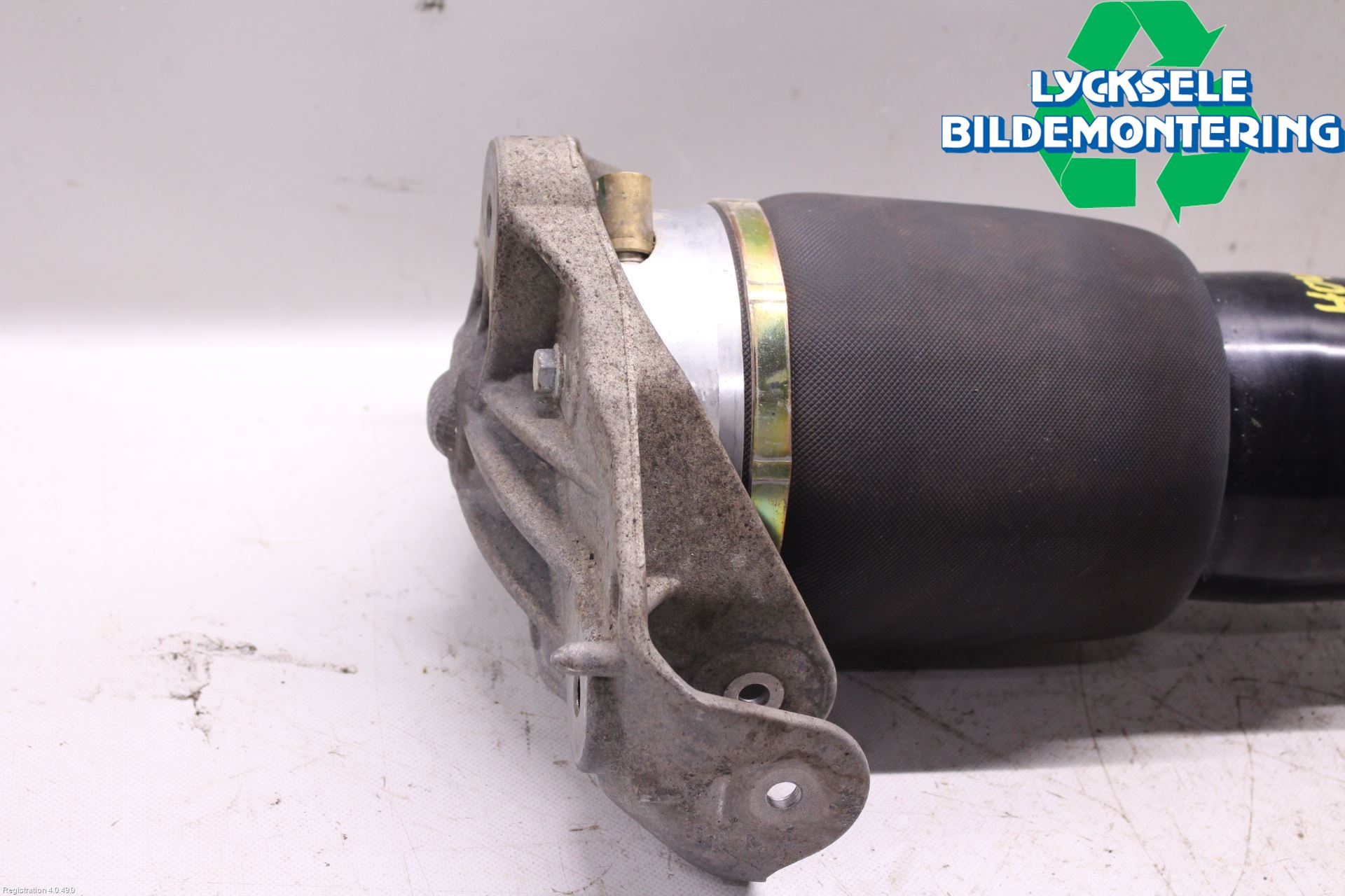 Volkswagen VW TOUAREG 7L 03-10 Fjäderben Fram Höger
