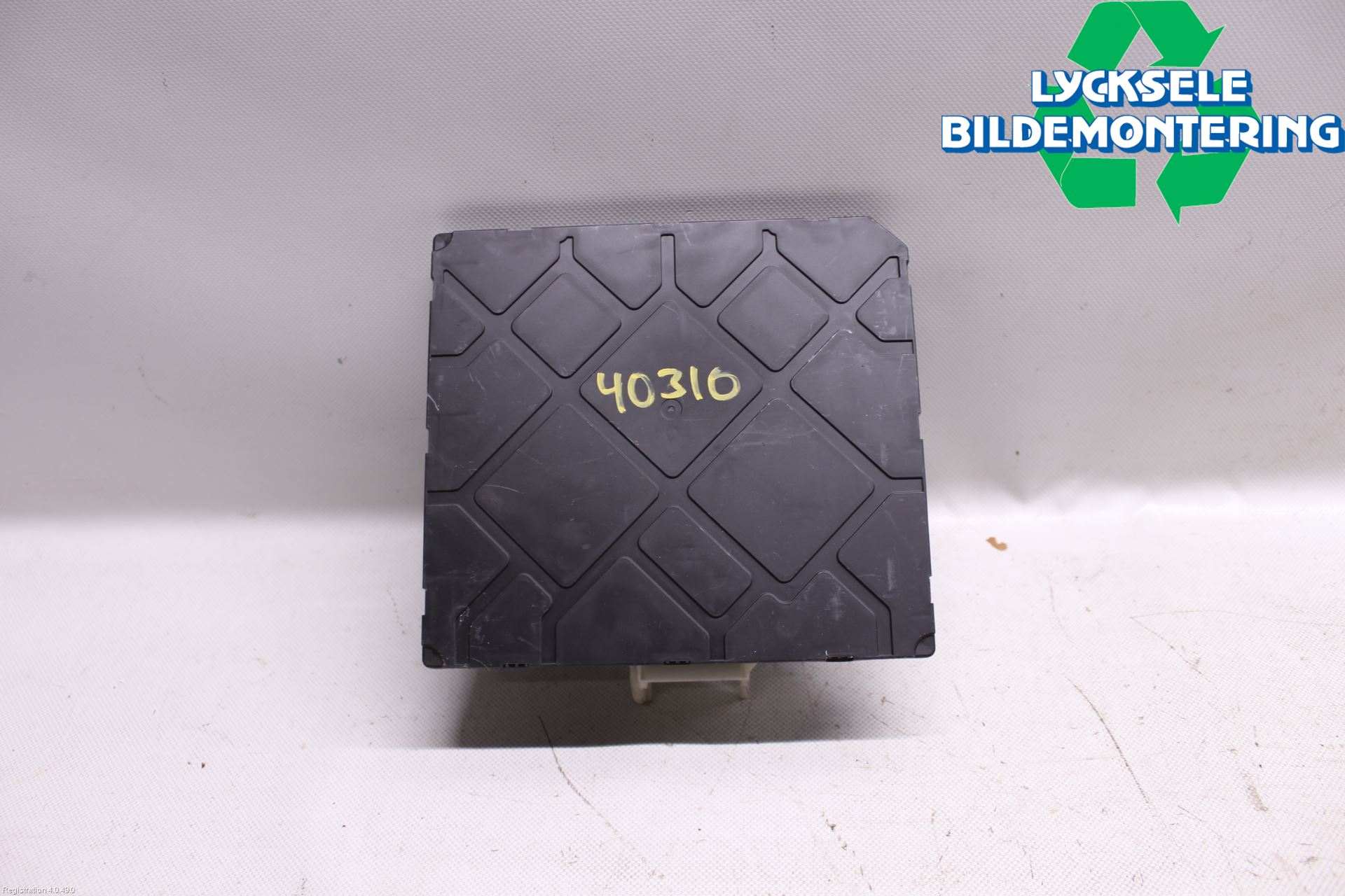 Volkswagen VW TIGUAN 16-24 Komfort Styrdon