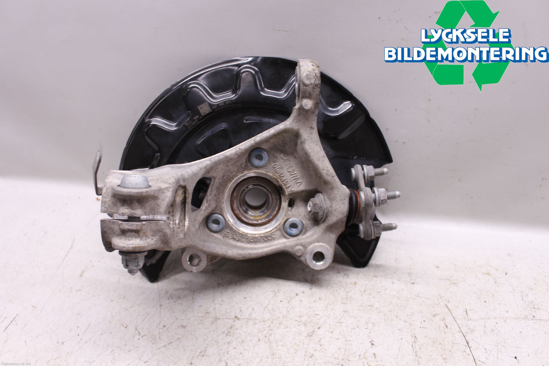 Volkswagen VW TIGUAN 16-24 Styrspindel Lagerhus Hö