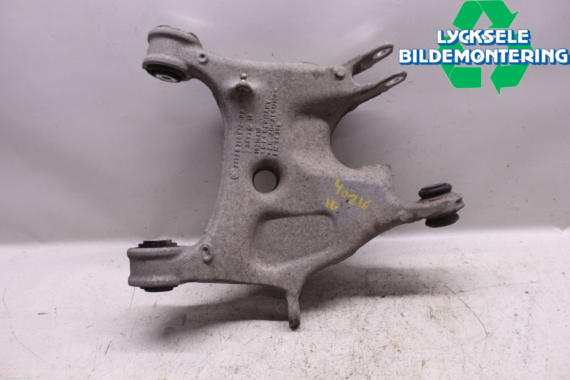 BMW 5 F10/F11/F18 09-17 Bärarm Bak Höger