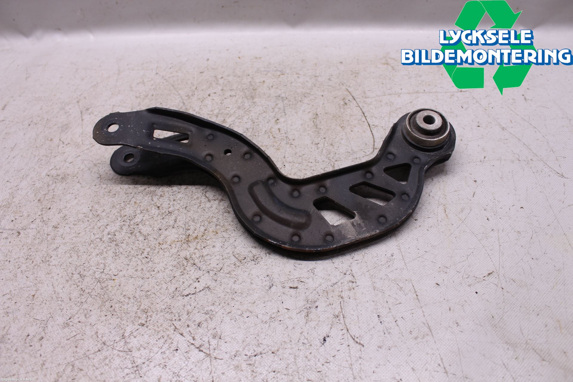 Mercedes-Benz MB B-KLASS (W246/W242) 12-19 Bärarm Bak Övre Höger