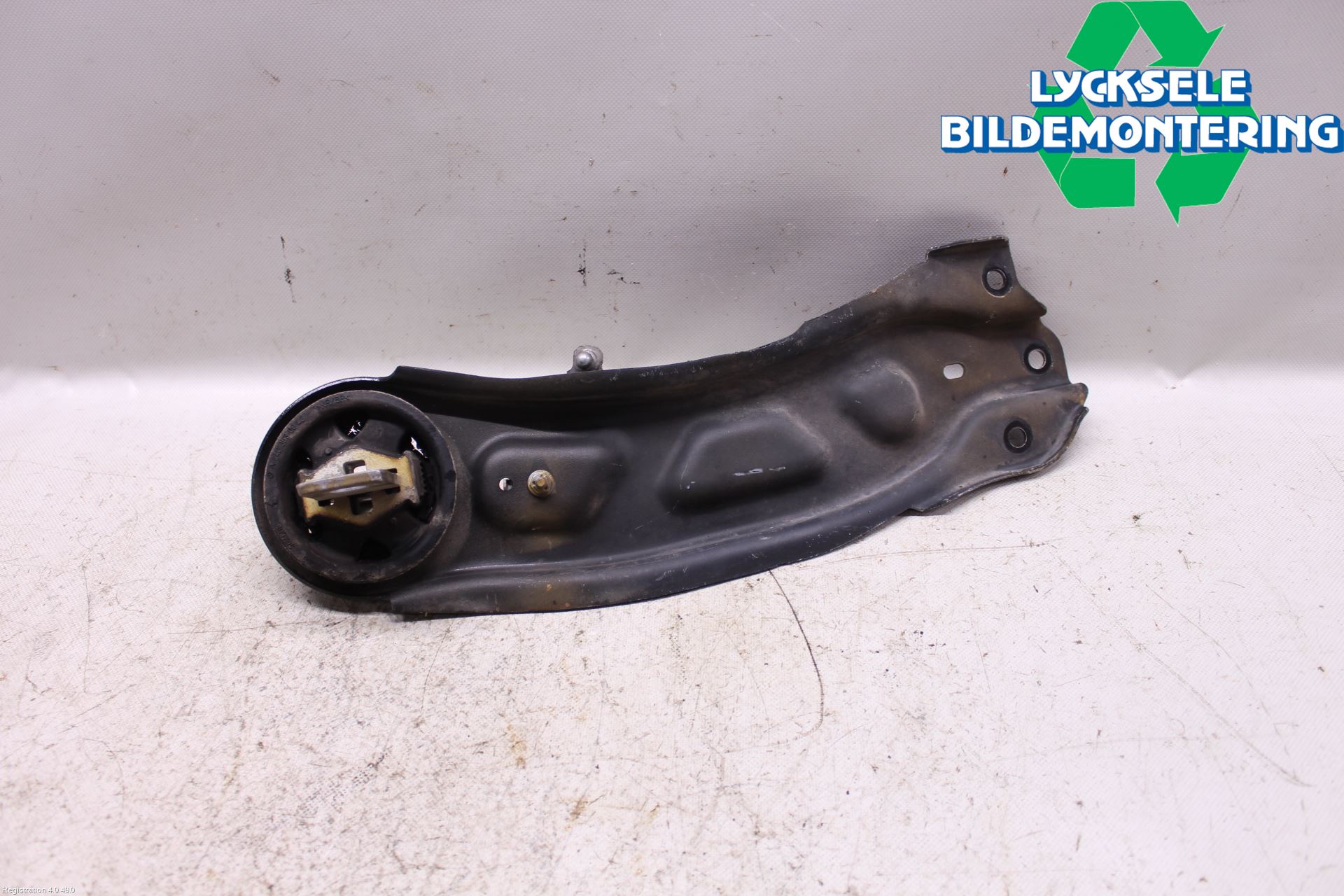 Mercedes-Benz MB B-KLASS (W246/W242) 12-19 Bärarm Bak Vänster