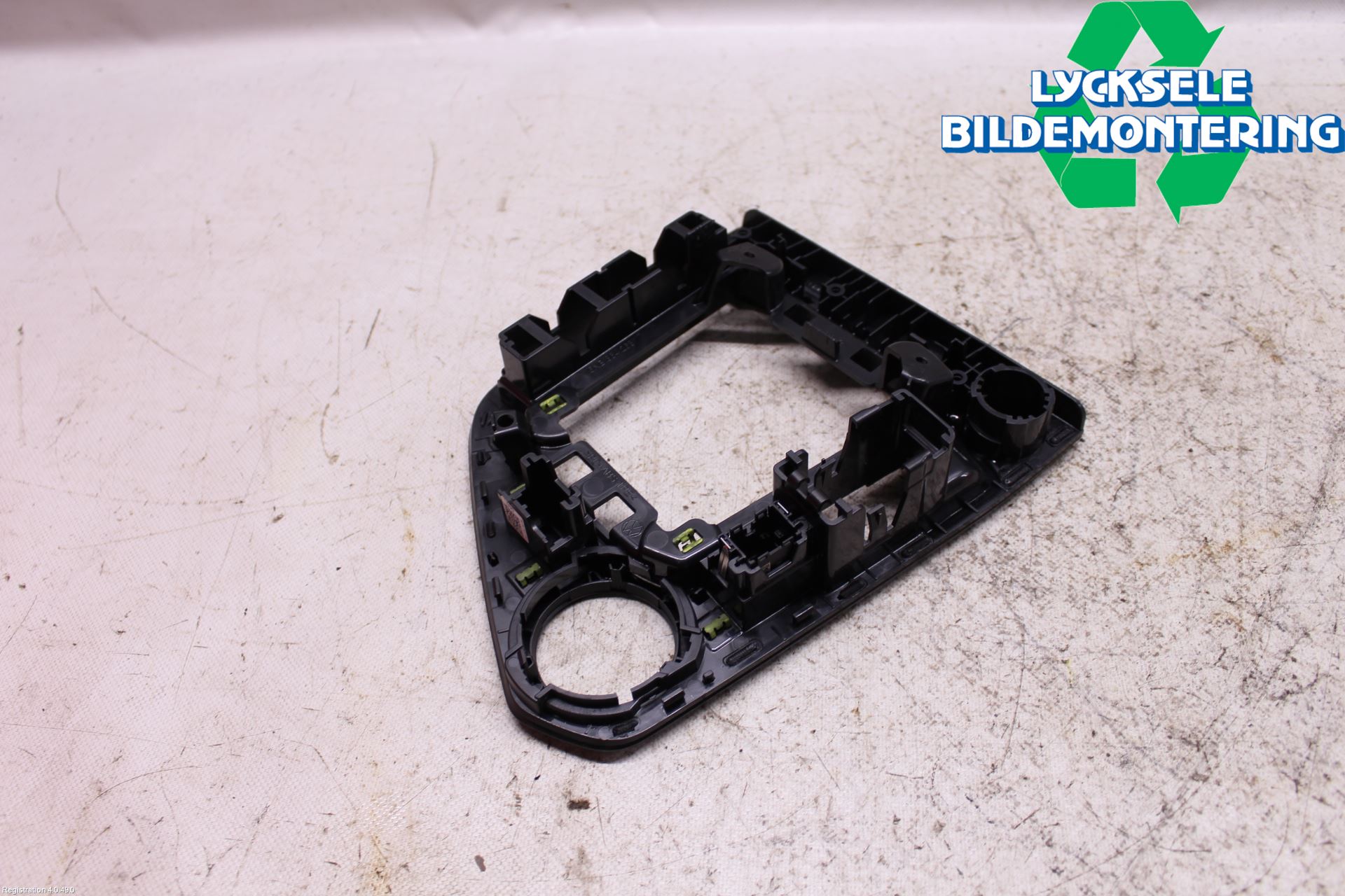 Volkswagen VW TIGUAN 16-24 Instrumentsarg