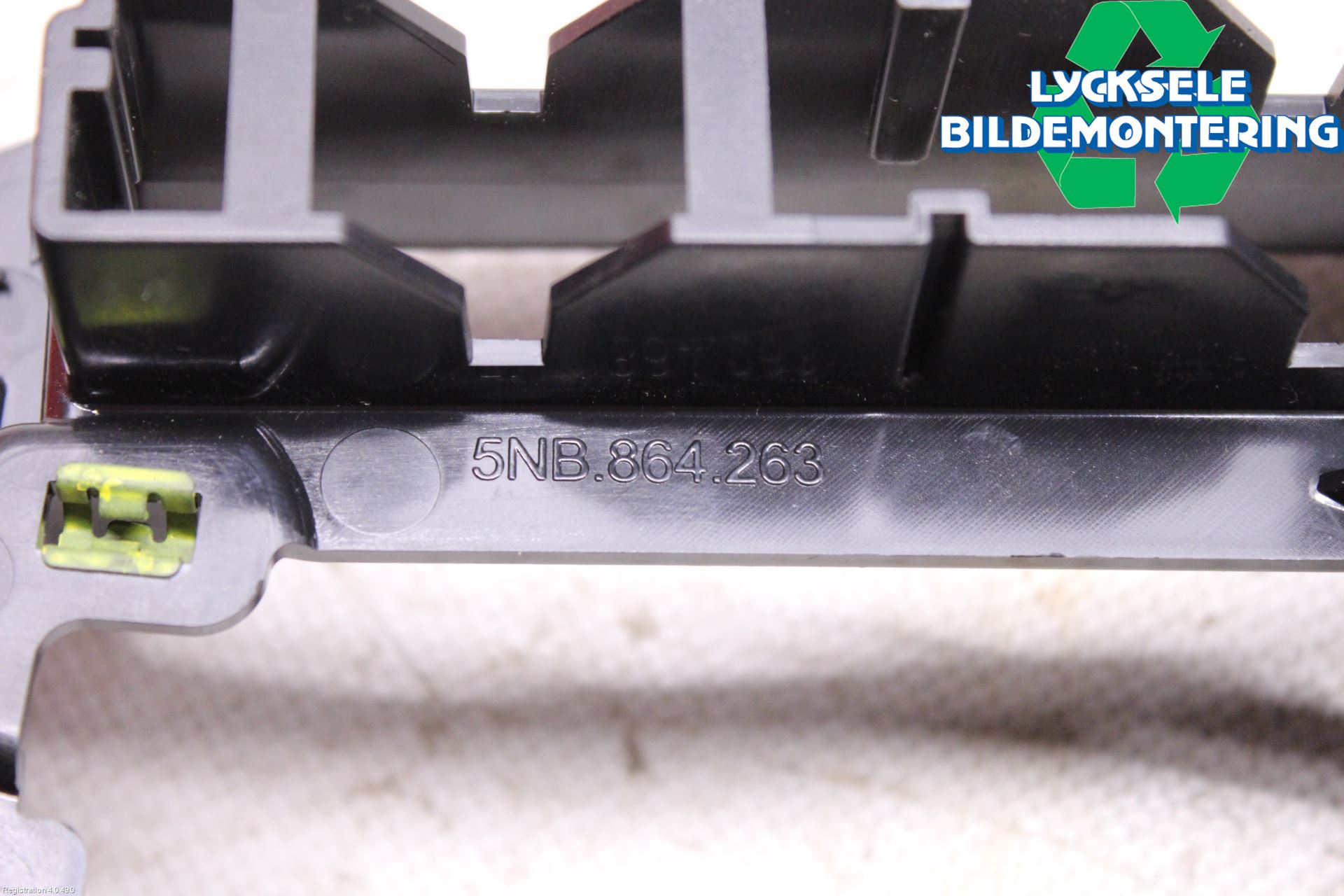 Volkswagen VW TIGUAN 16-24 Instrumentsarg