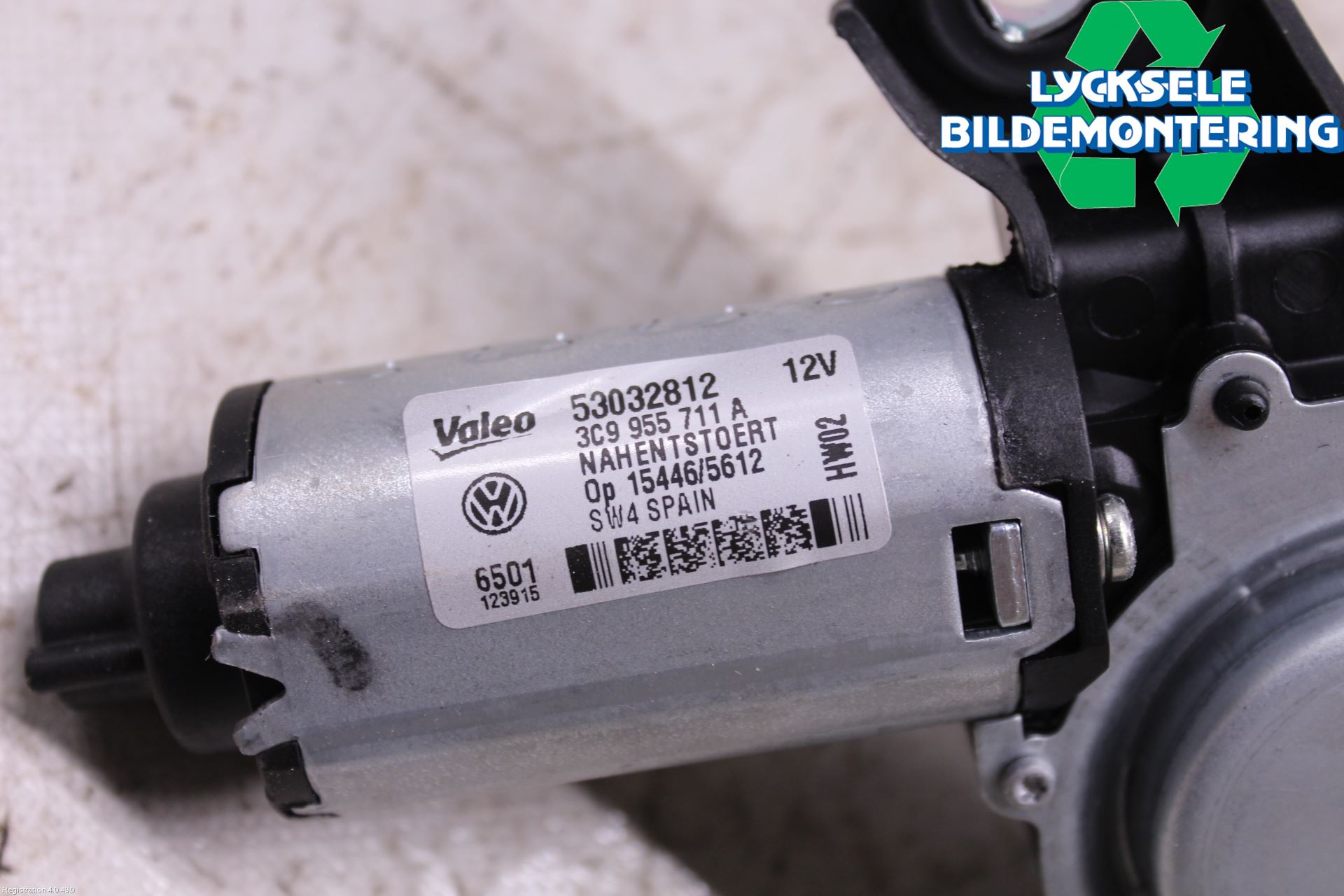 Volkswagen VW PASSAT 11-14 Torkarmotor Baklucka