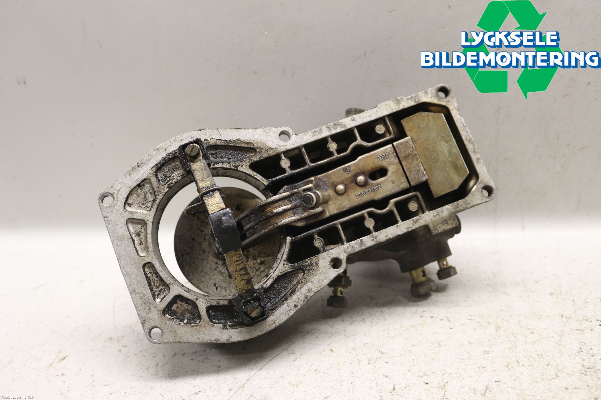 Audi COUPÉ CABRIOLET Injbränslefördelare