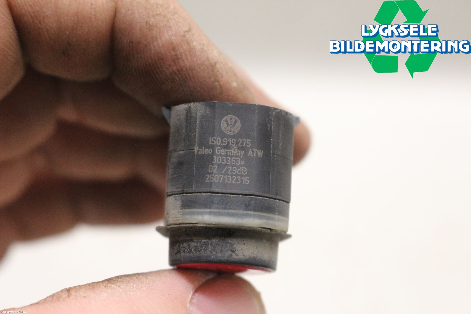 Volkswagen VW PASSAT 11-14 Parkeringshjälp Frontsensor