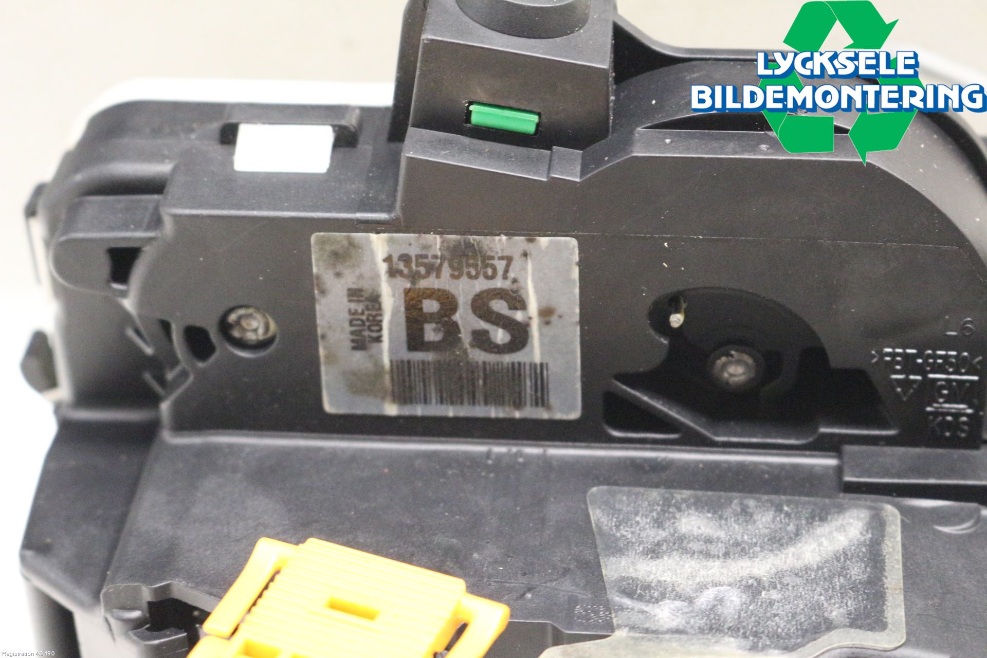 Opel INSIGNIA 09-16 Låskista-Dörrlås