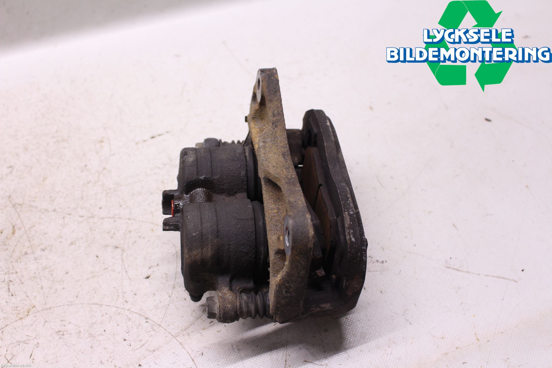 Subaru OUTBACK 10-15 Bromsok Fram Höger