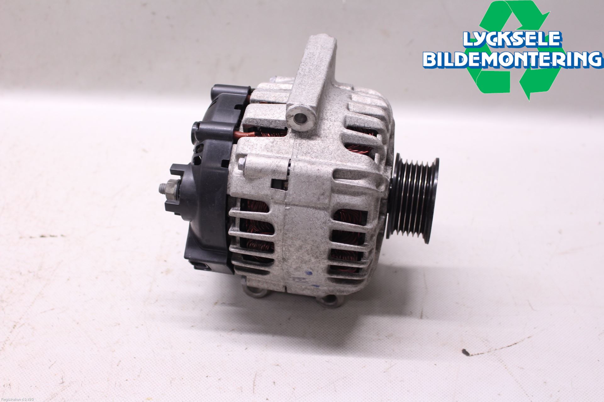 Opel INSIGNIA 09-16 Generator