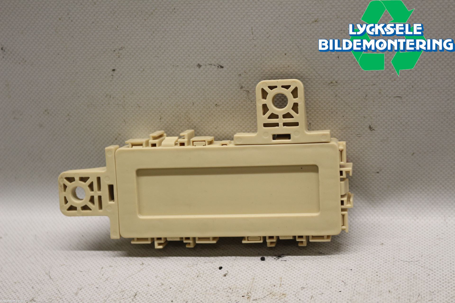 Kia SORENTO 15-20 Säkringsdosa-Elcentral