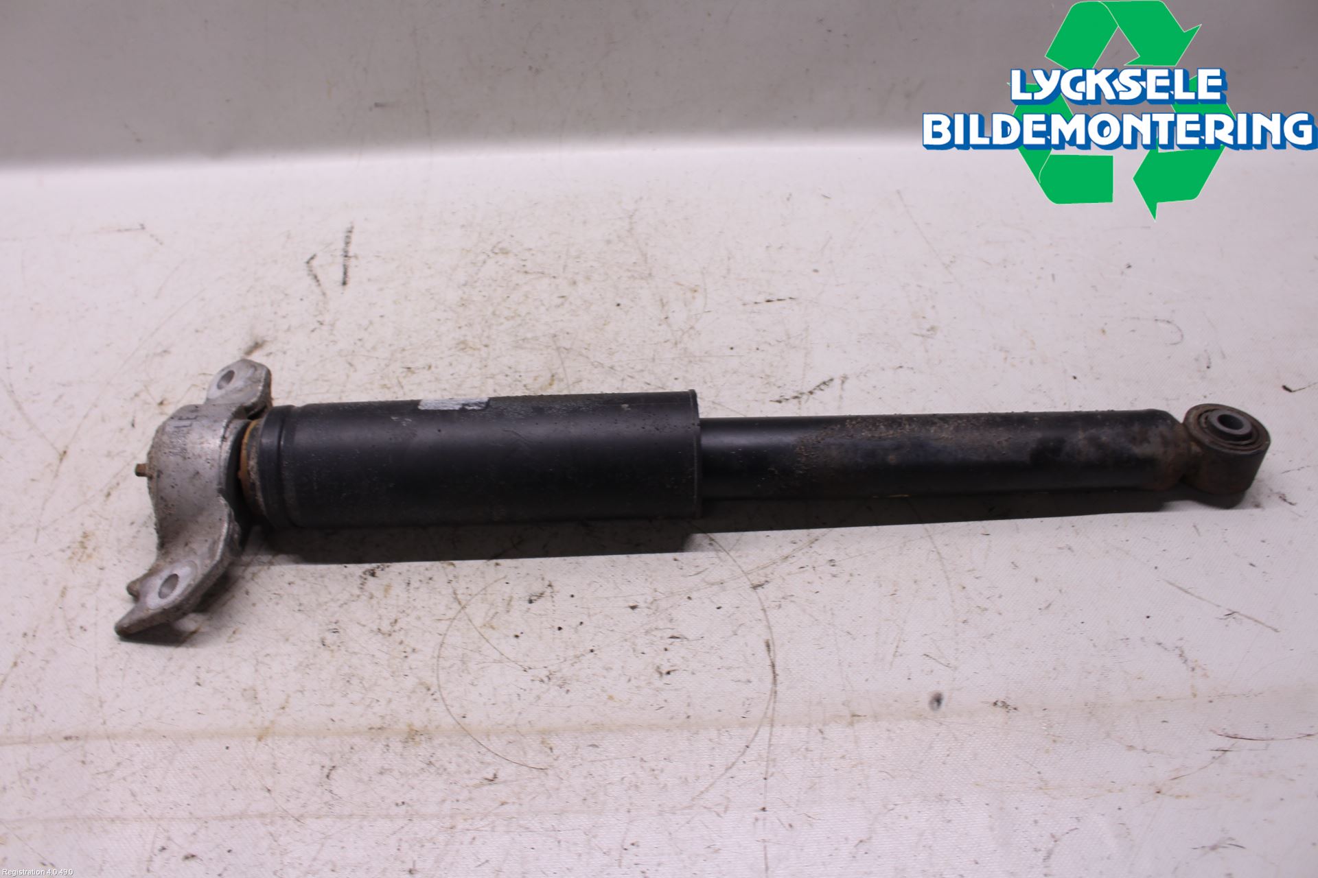 Opel INSIGNIA 09-16 Stötdämpare Bak