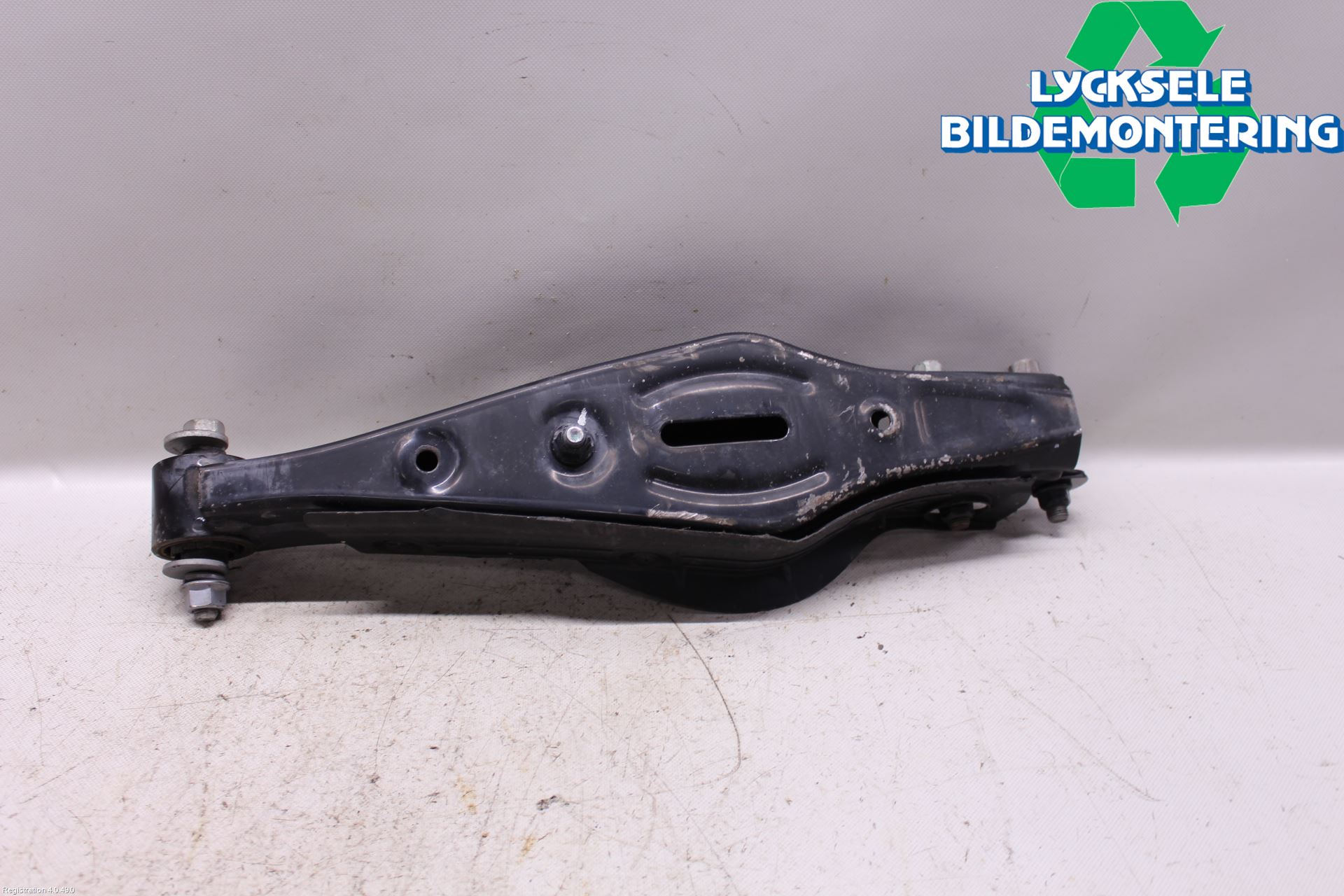 Kia SORENTO 15-20 Bärarm Bak Höger