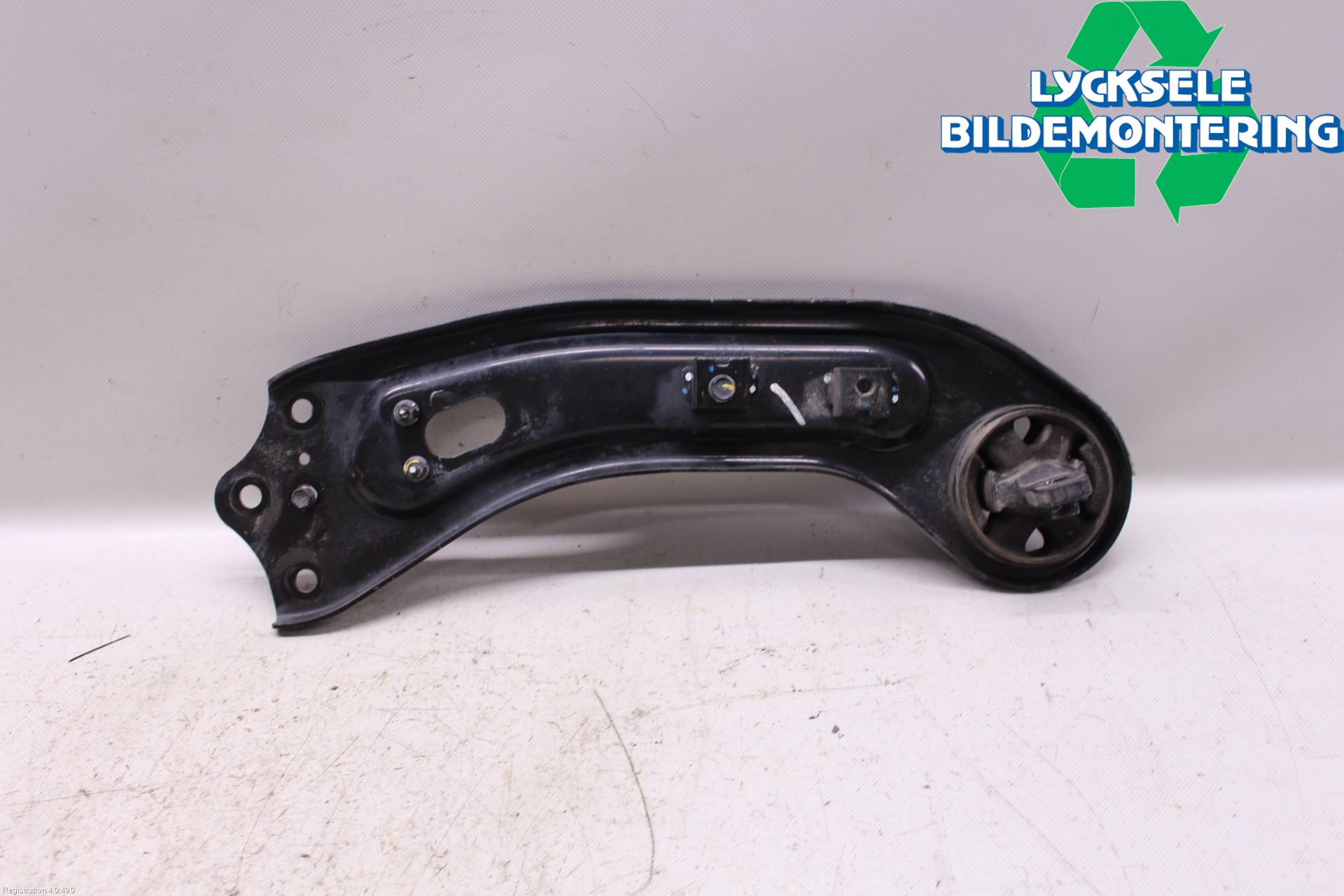 Kia SORENTO 15-20 Bärarm Bak Höger