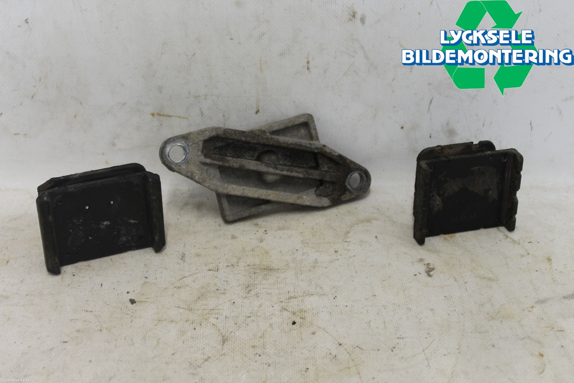 Volvo V90 17->> Bladfjäderhänke Bak