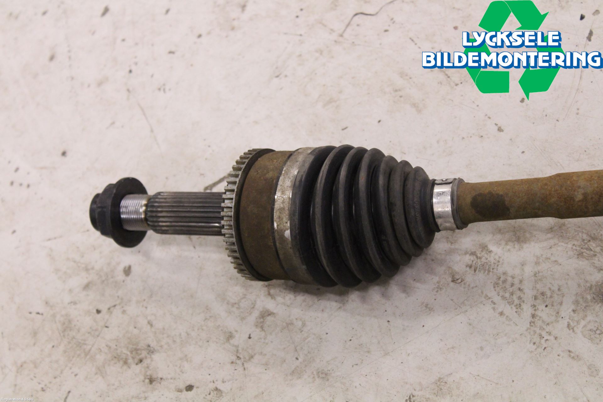 Kia RIO 12-16 Drivaxel Fram Höger