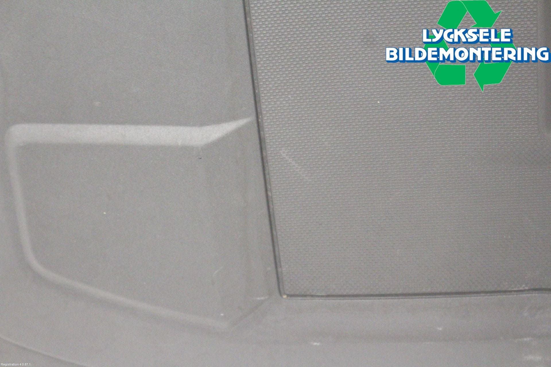 Audi A6 F2/C8 19- Motorkåpa