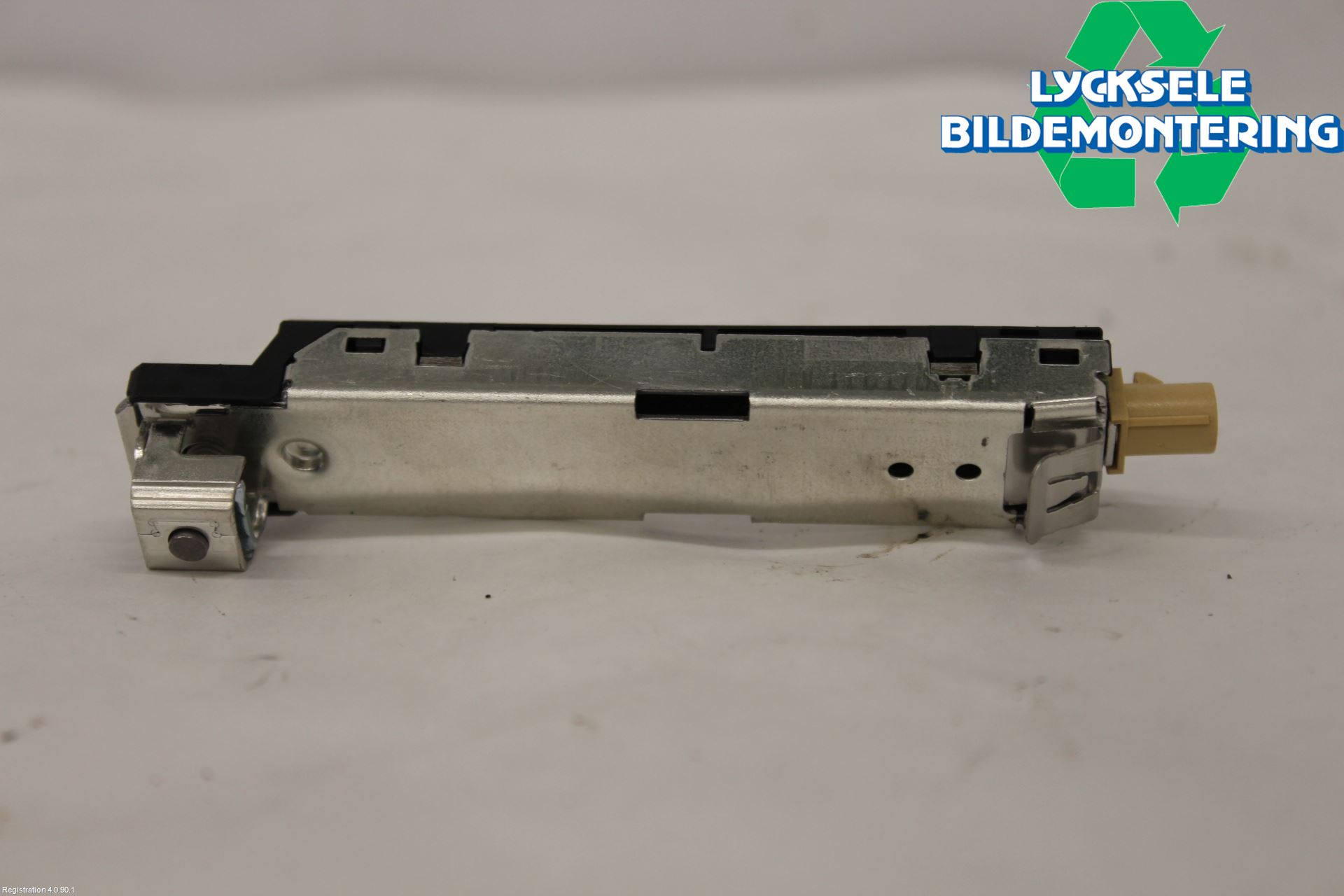 Audi A6 F2/C8 19- Antennförstärkare