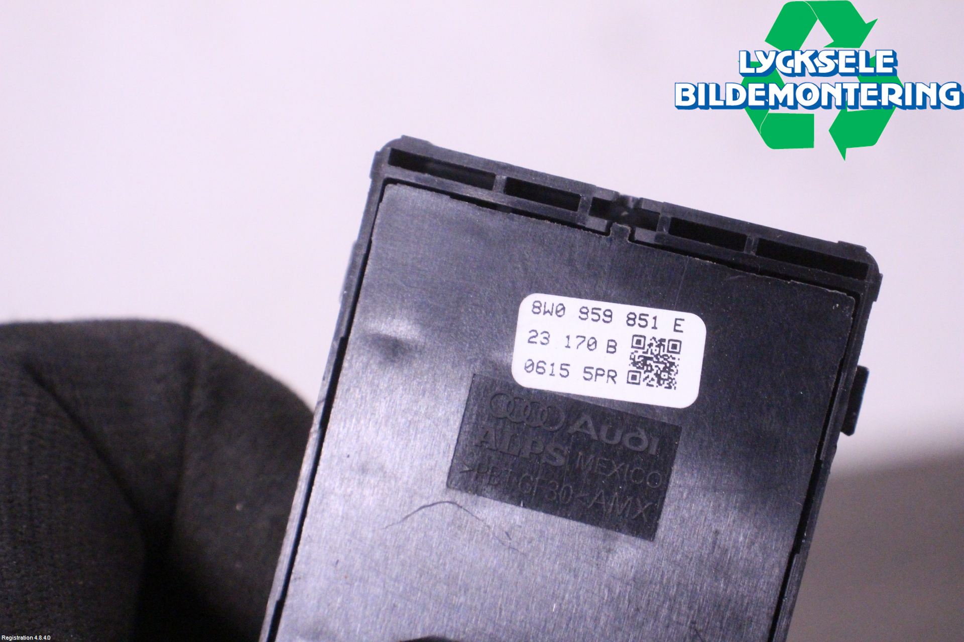 Audi A4/S4 B9 20- Strömställare Elhiss