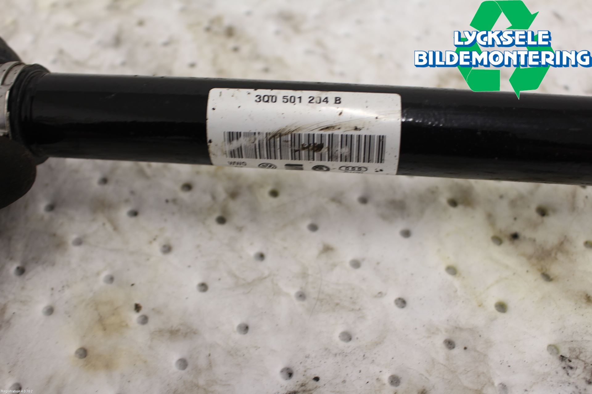 Volkswagen VW TIGUAN 16-24 Drivaxel Bak Höger
