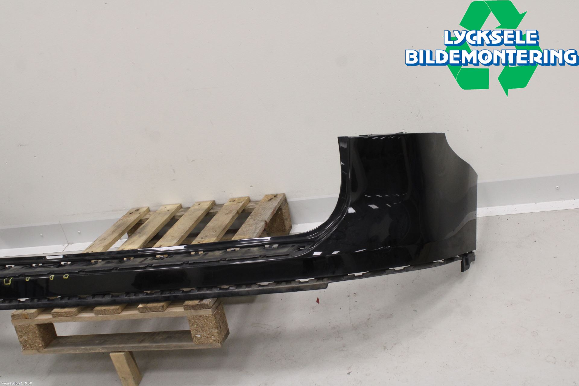 Volkswagen VW TOUAREG 7P 11-18 Stötfångarbeklädnad Bak