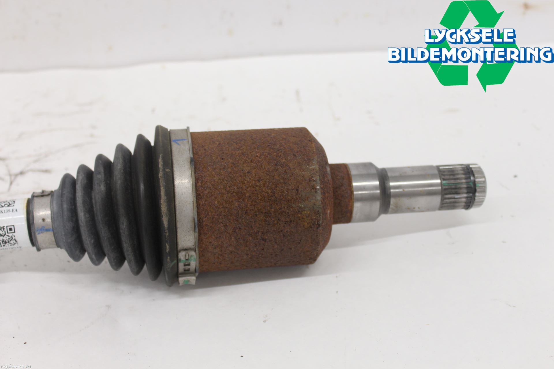 Ford MUSTANG Mach-E 21- Drivaxel Bak Vänster