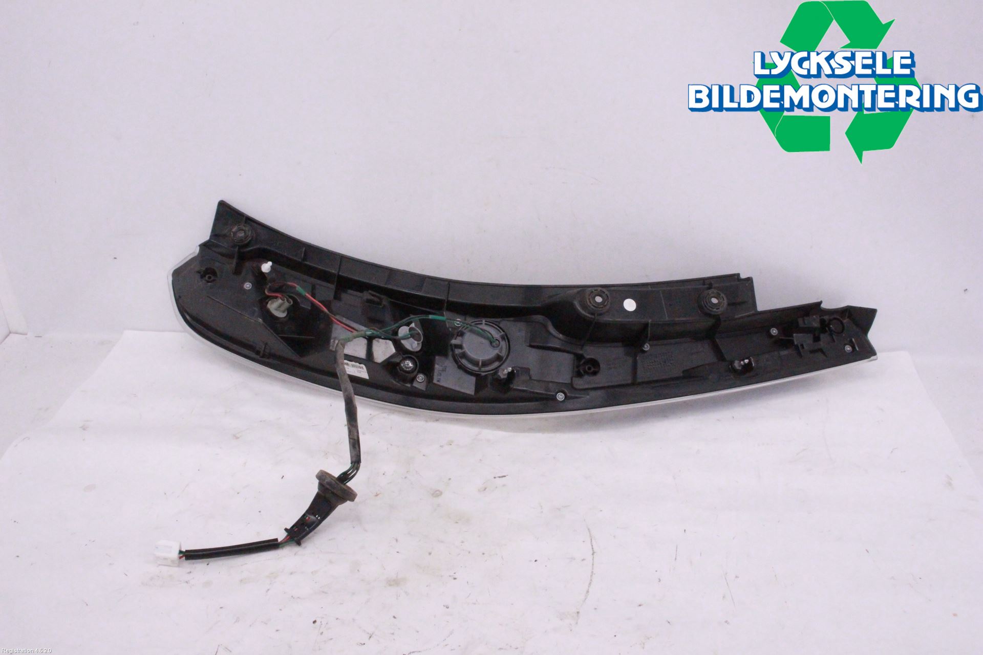 Nissan LEAF 11-17 Bakljus Vänster