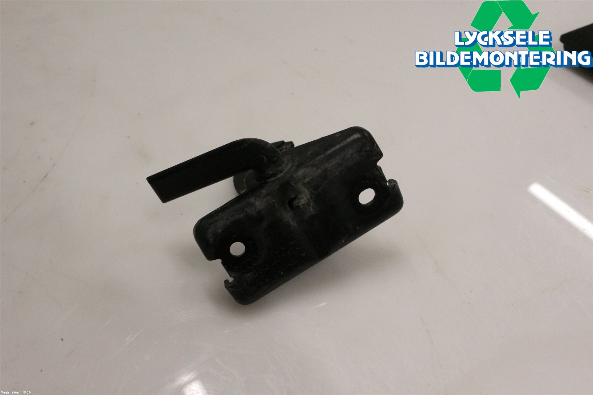 Audi A3/S3 8V 13-20 Huv Spärr