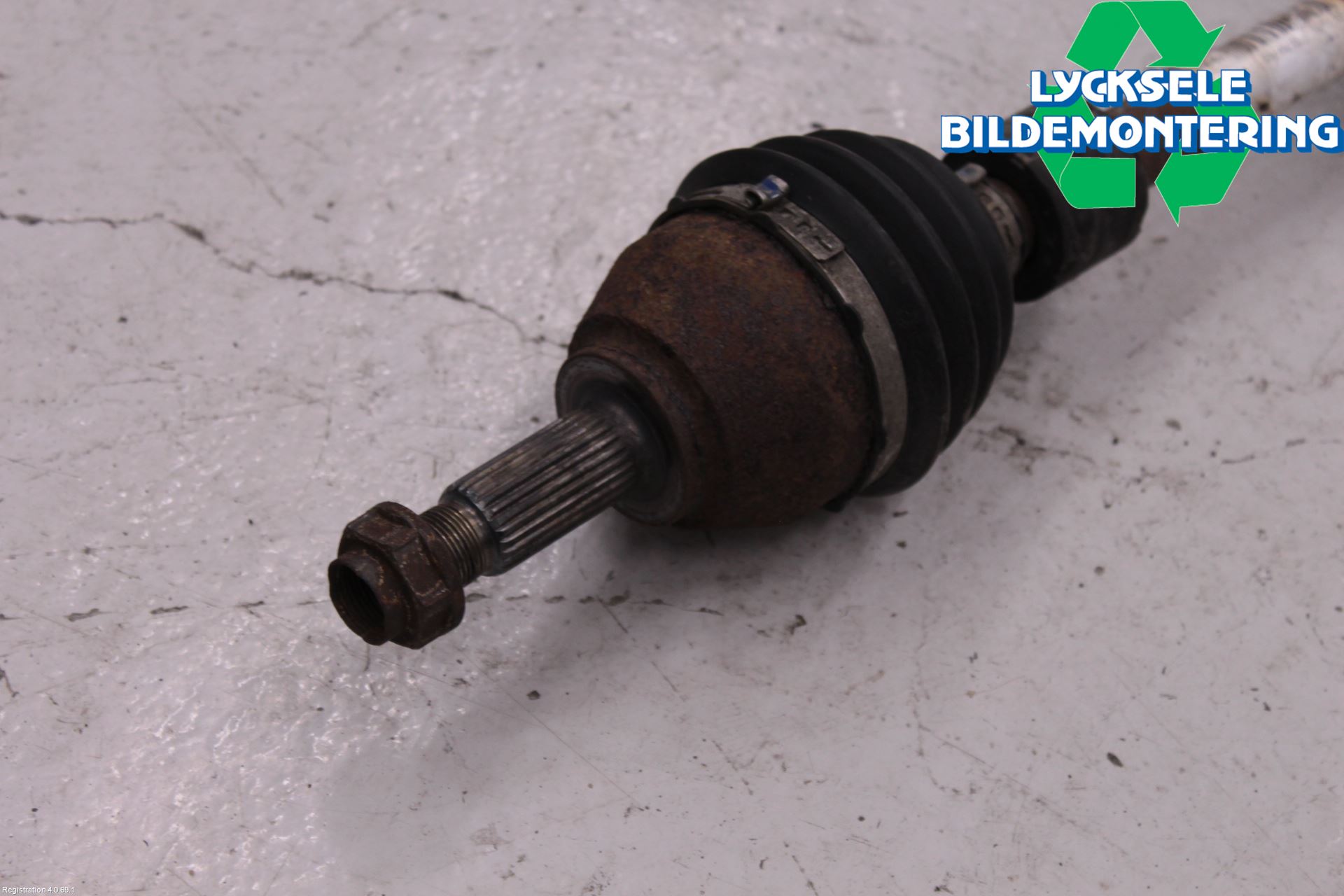 Mini COUPE R56 05-14 Drivaxel Fram Höger