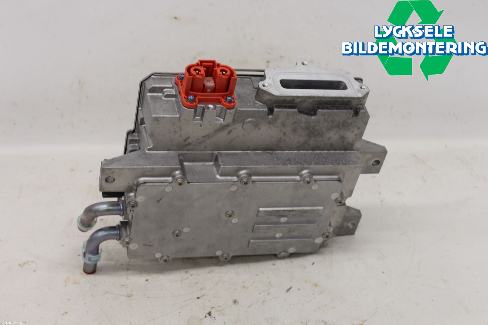 Ford MUSTANG Mach-E 21- Hybridconverter