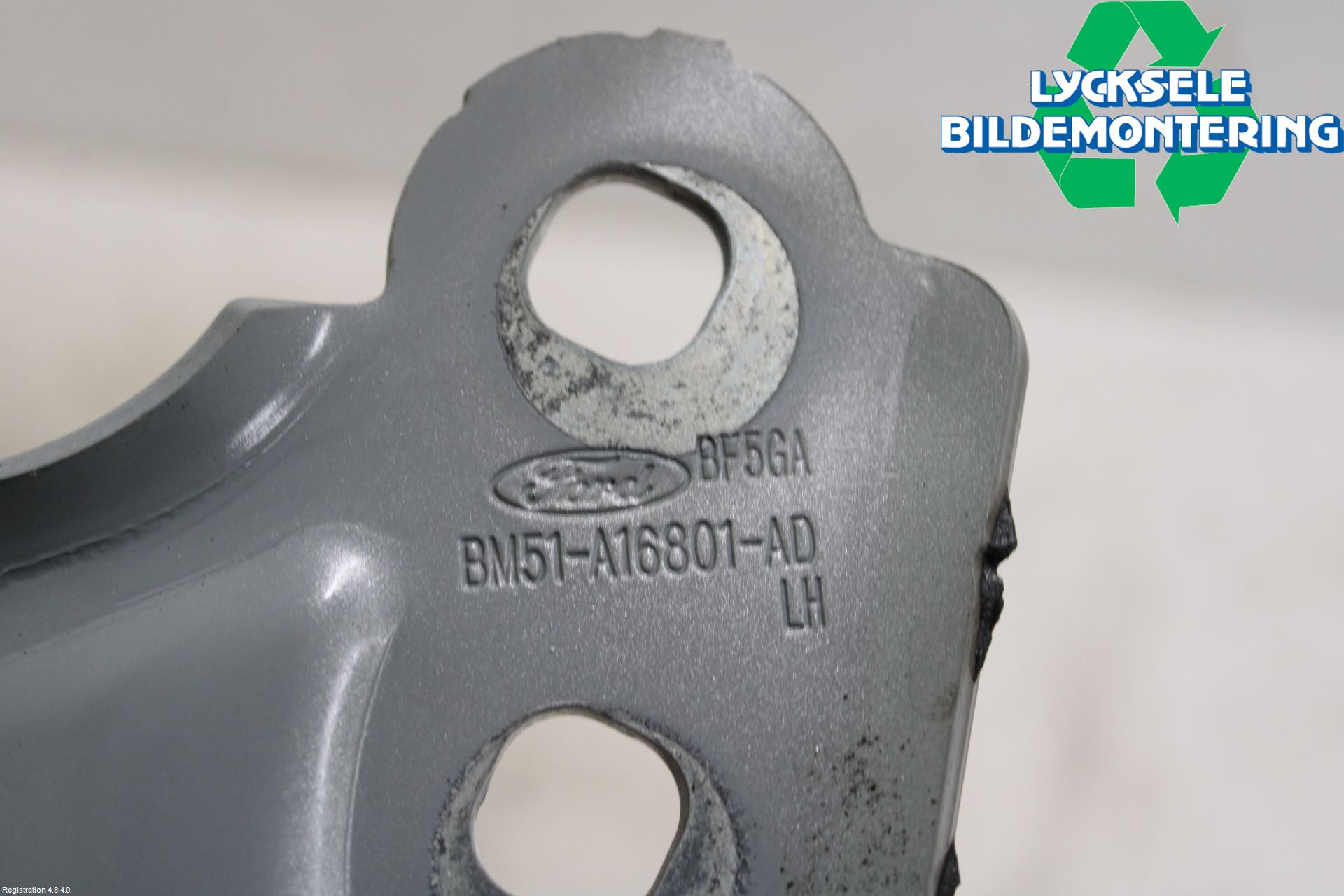 Ford FOCUS 15-18 Huvgångjärn