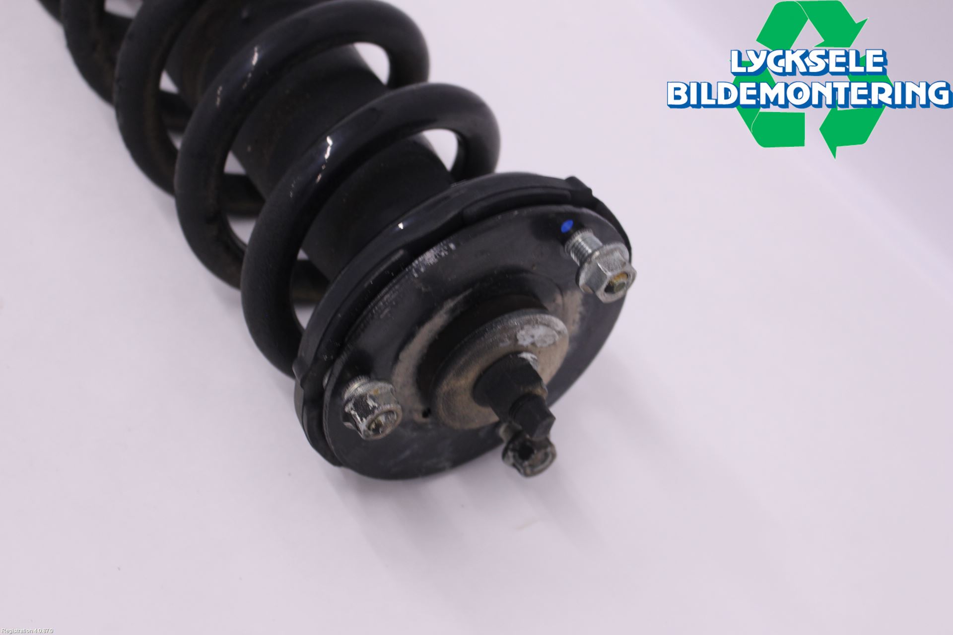 Isuzu D-MAX Fjäderben Fram Höger