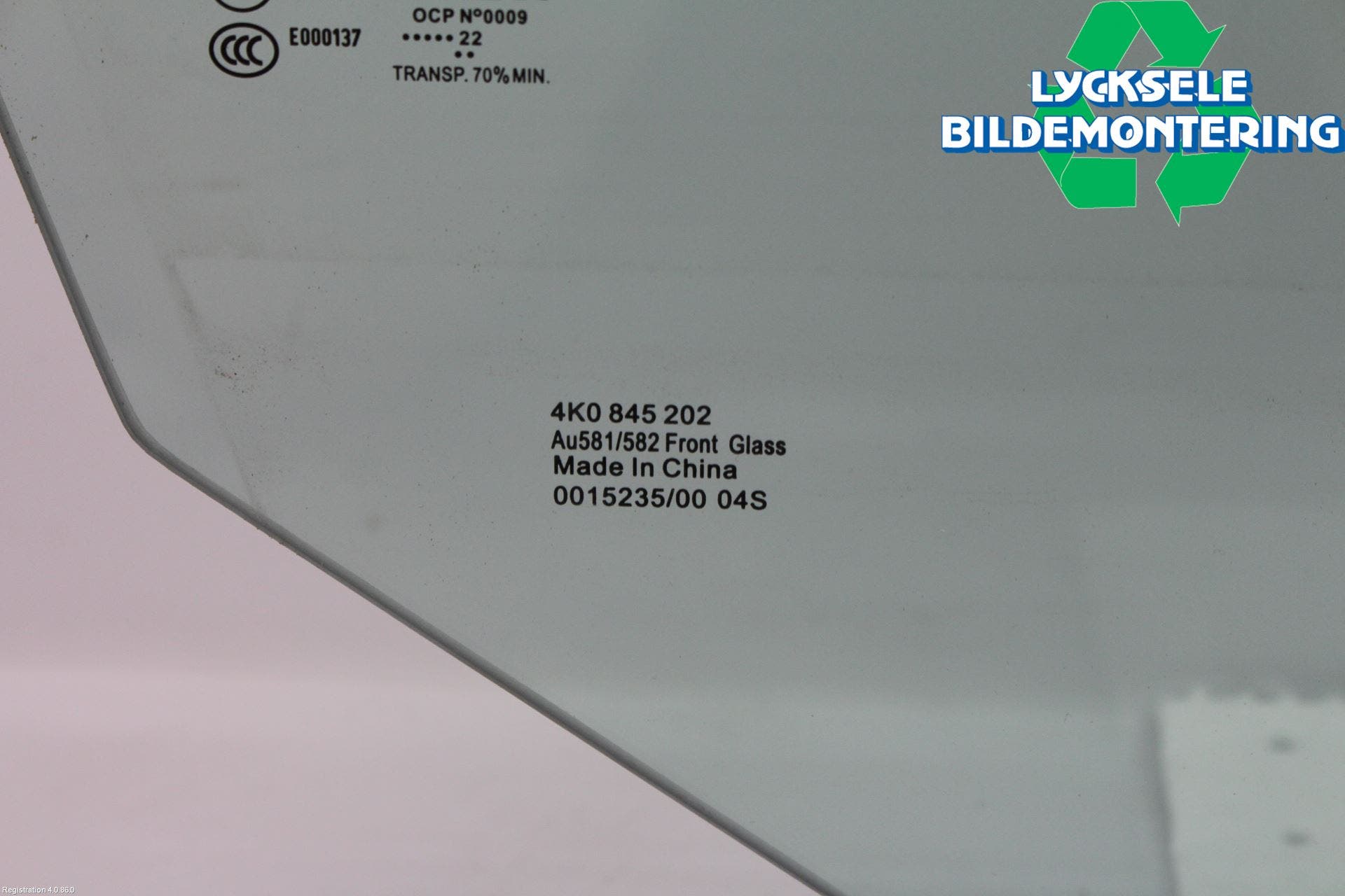 Audi A6 F2/C8 19- Dörruta Fram Höger