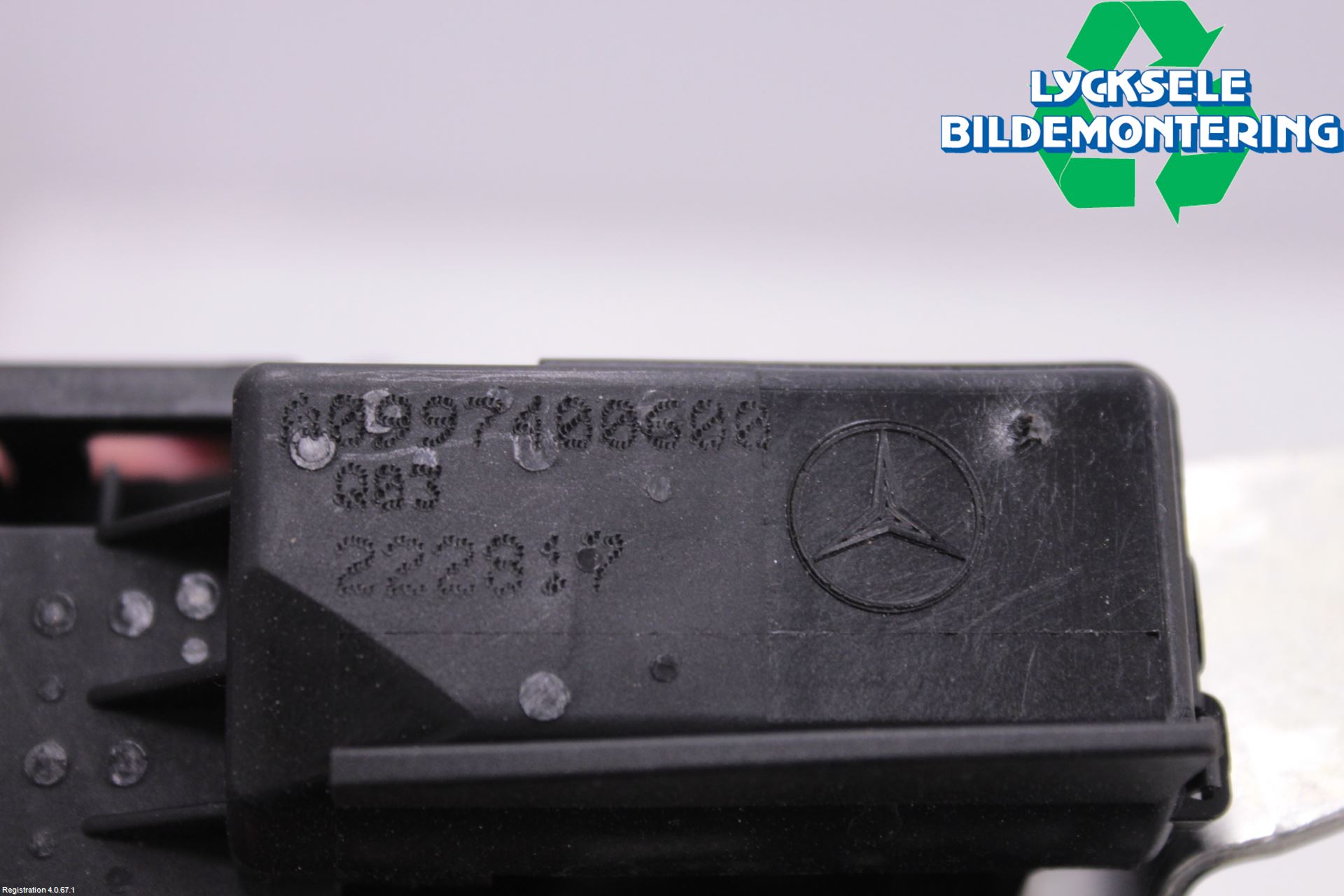 Mercedes-Benz MB C-KLASS (W205) 14-21 Låskista Baklucka