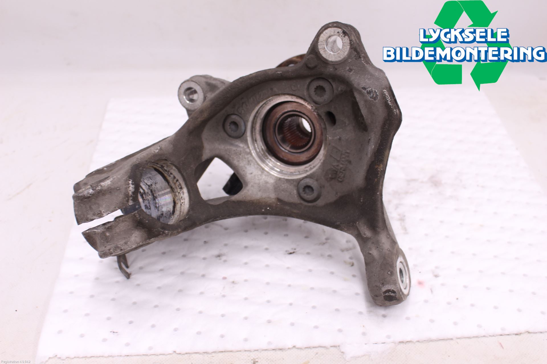 Audi A3/S3 8V 13-20 Styrspindel Lagerhus Vä