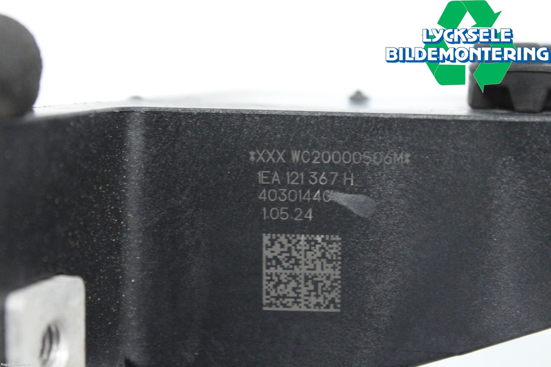 Skoda ENYAQ iV 21- Kylarfäste-Ram-Balk