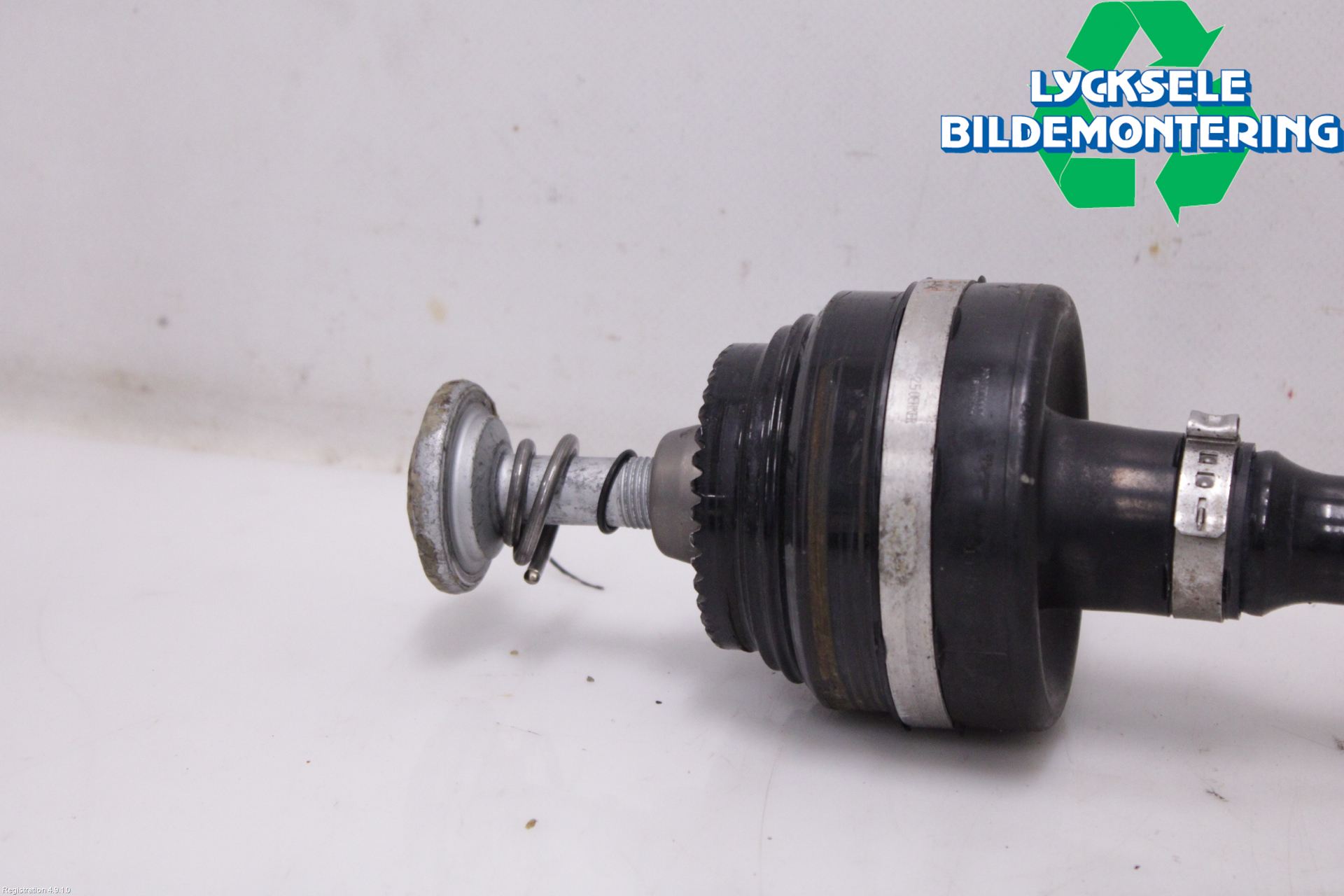 BMW X3 G01 18- Drivaxel Bak Vänster